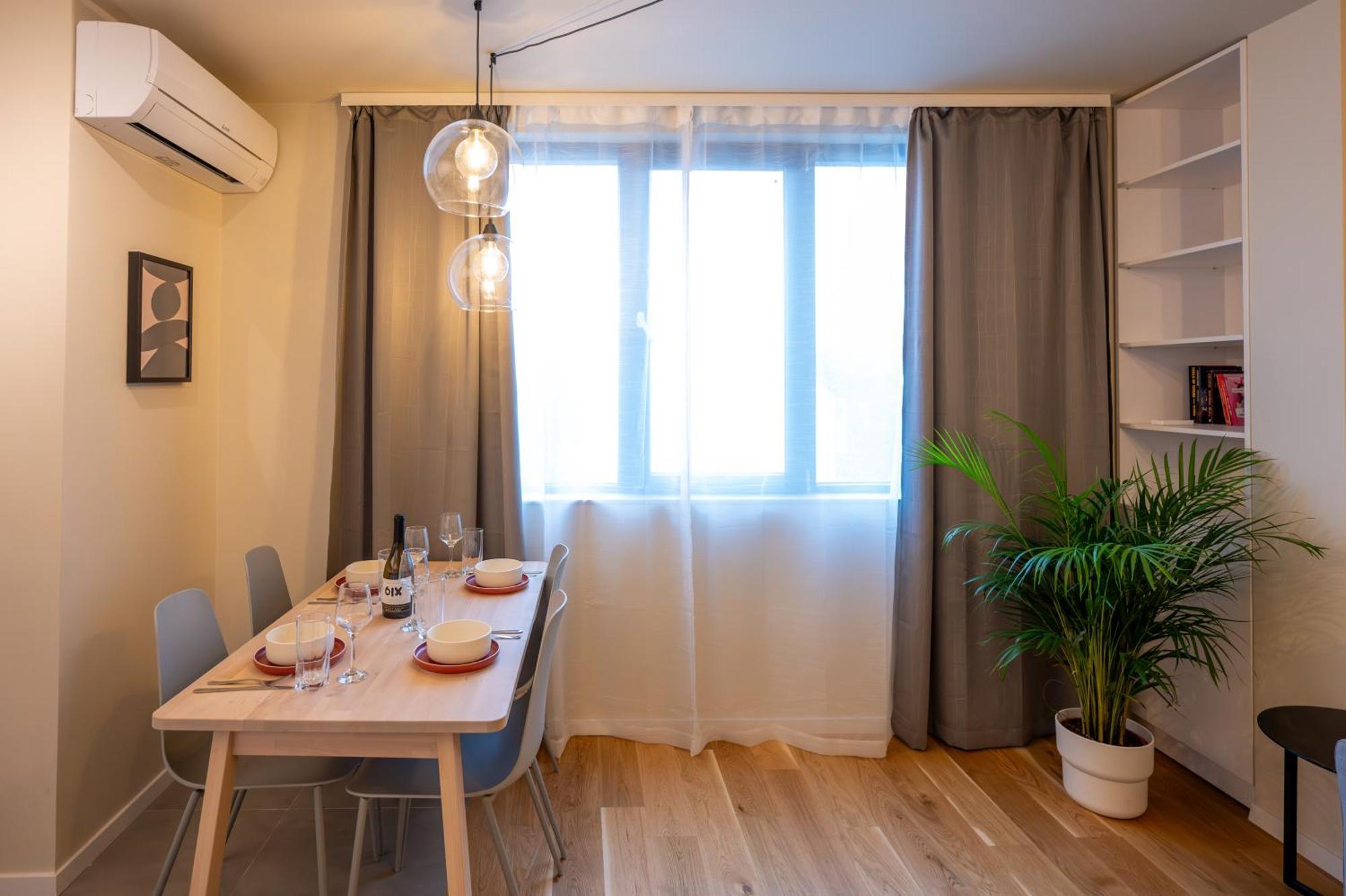 Design 1Bdr Apartment Near City Center Sofia Bagian luar foto