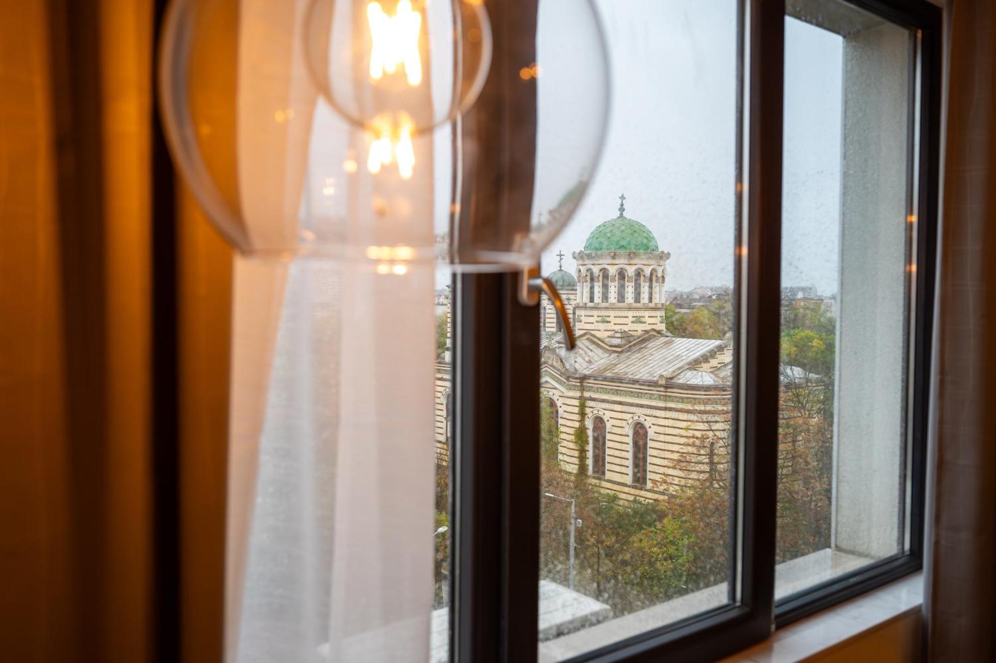 Design 1Bdr Apartment Near City Center Sofia Bagian luar foto