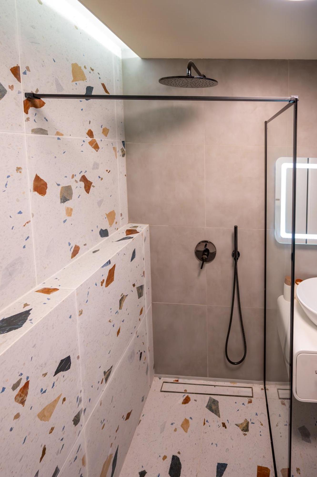 Design 1Bdr Apartment Near City Center Sofia Bagian luar foto