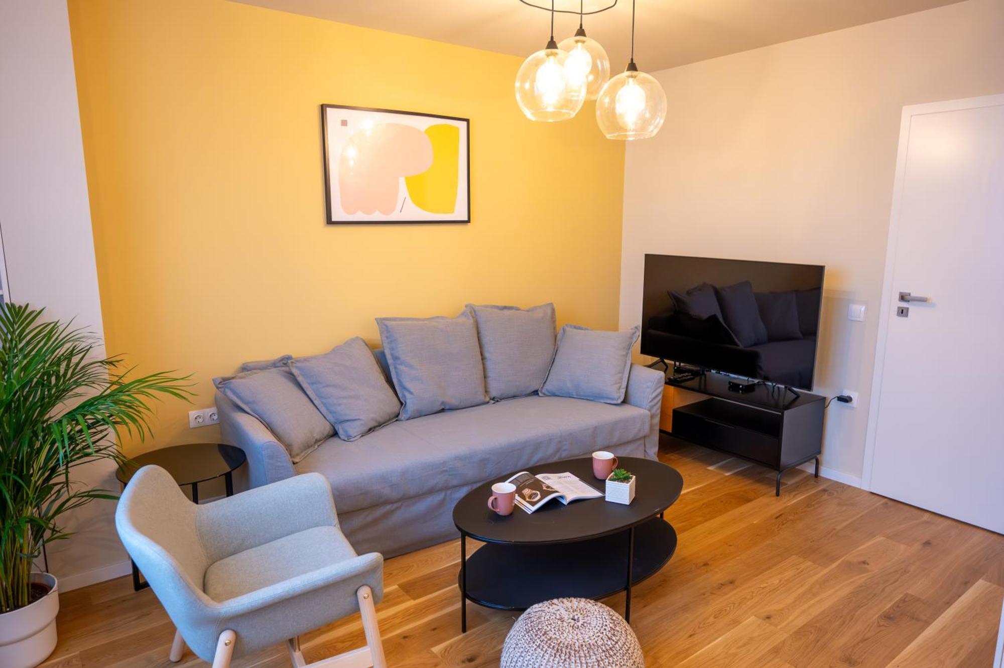 Design 1Bdr Apartment Near City Center Sofia Bagian luar foto
